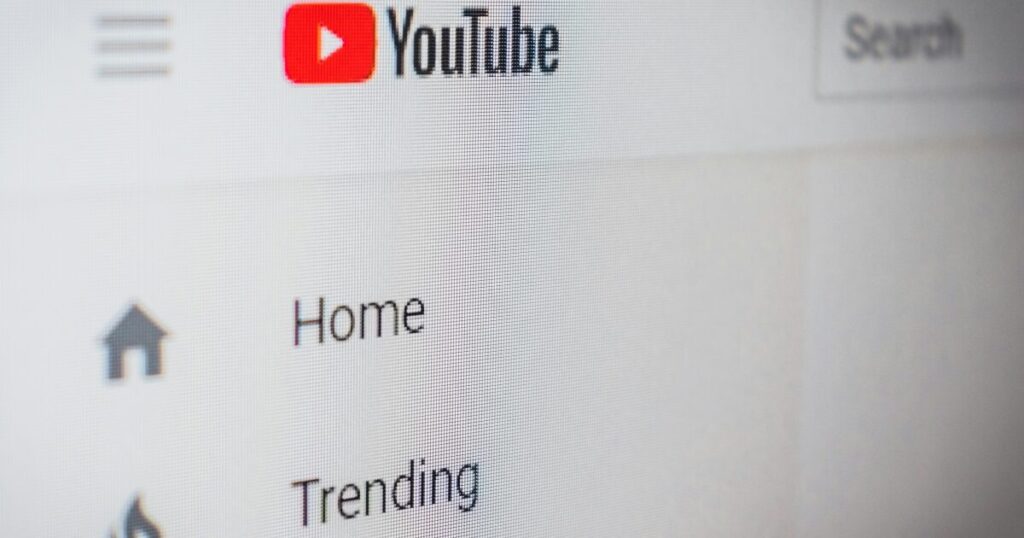 パソコンで表示したYouTubeのホーム画面